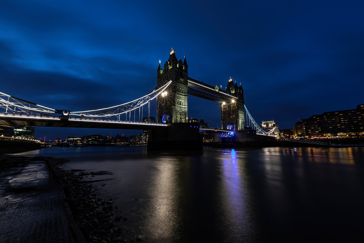 tower bridge, river, london-5762070.jpg